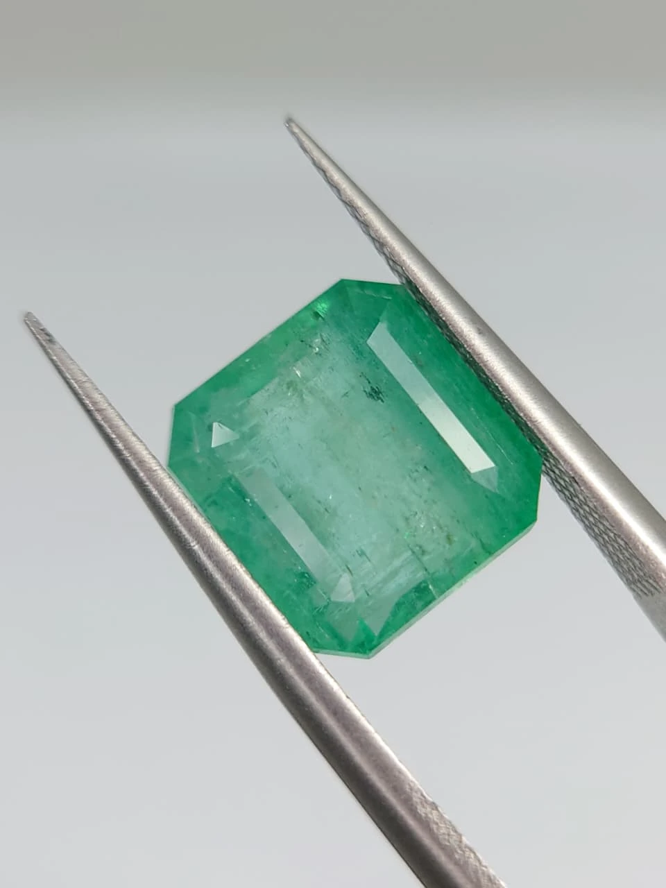 5.3ct Natural Saturated Octagon Faceted Emerald from Afghanistan — view 5